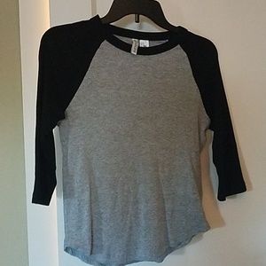Black and grey tee size medium